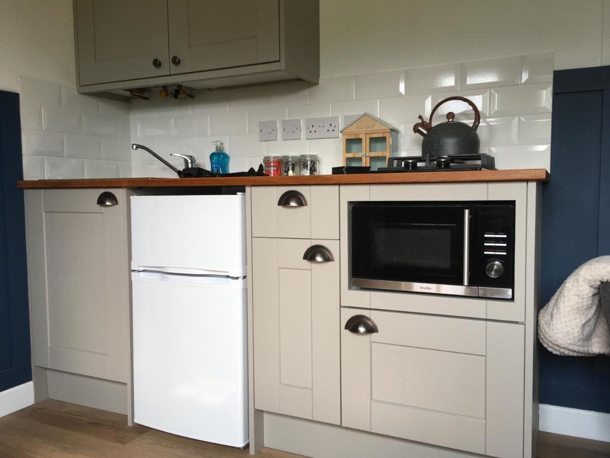 Rosemary Shepherds Hut, Clay Bank Huts Ingleby Greenhow Exterior photo